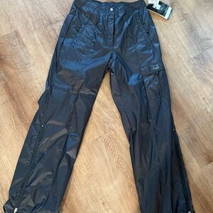 NILS NWT Shell Pants, original $150 Retail, nice quality women’s outdoor pants!